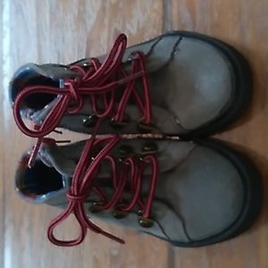 Cat and Jack lace up boots size 6